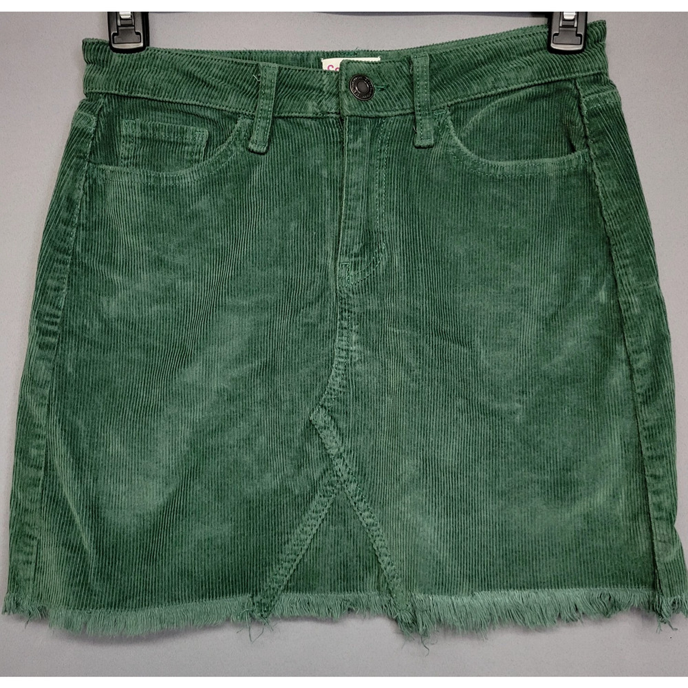 So Corduroy Mini Skirt Womens 7/28W Green Raw Hem Frayed Pockets Stretches